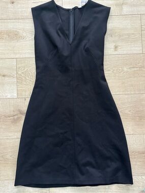 Everlane Clsssic Black Women's Sheath Dress Tailored Mini V Neck Dress